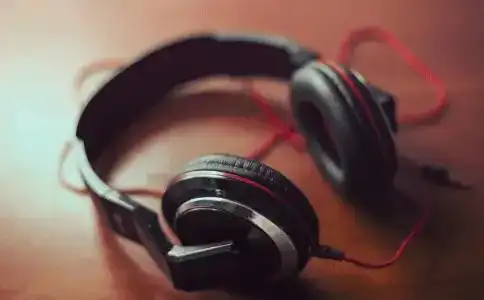 电脑没有声音解决方法_电脑扬声器没声音怎么办_新电脑没声音怎么设置