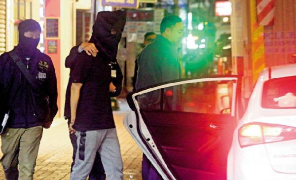 旺角检获土制炸弹_香港警方破获爆炸品案件_香港 炸弹 中国新闻网 图片