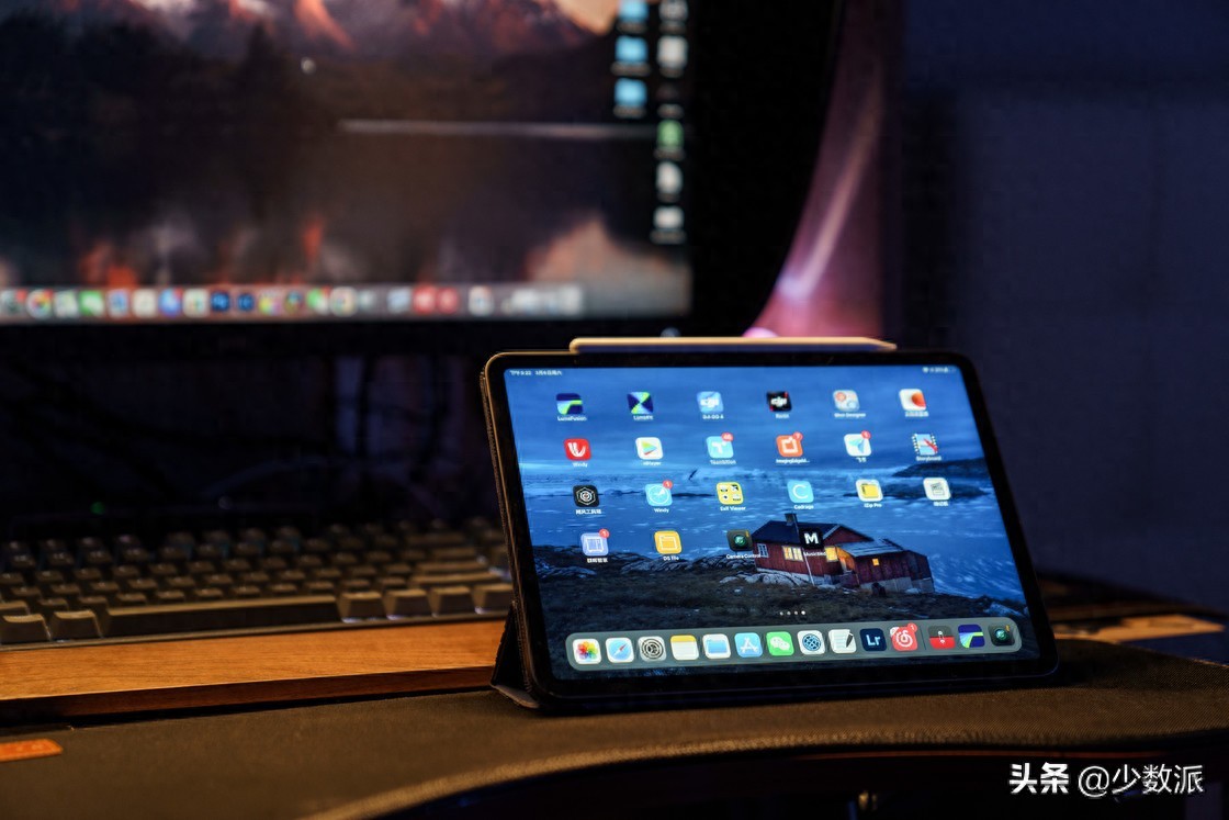  iPadOS 分屏功能影视制作 _iPad Pro 影视制作生产力工具 _ipad看在线电影用什么软件