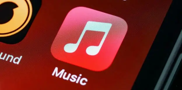 苹果iOS 26操作系统改版_WhatsApp_苹果消息应用增强功能