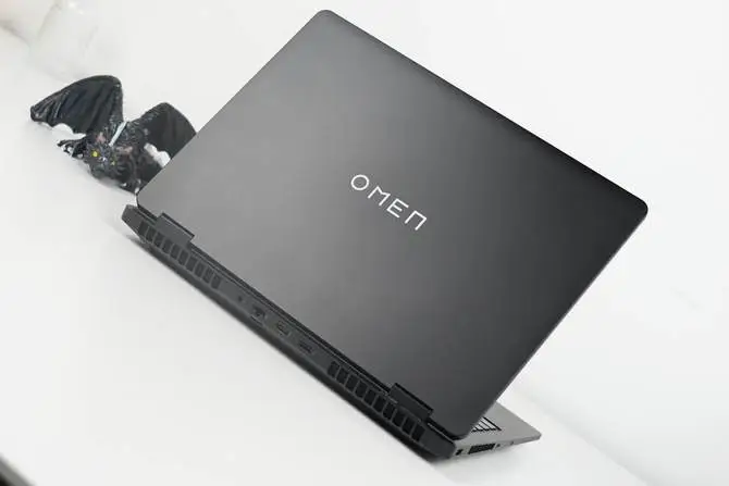 游戏本a 系统_14代i7-14650HX处理器_OMEN影精灵11游戏本评测