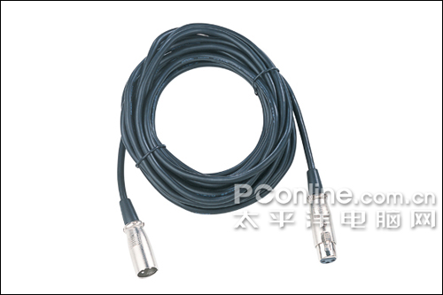 XLR 音频接口