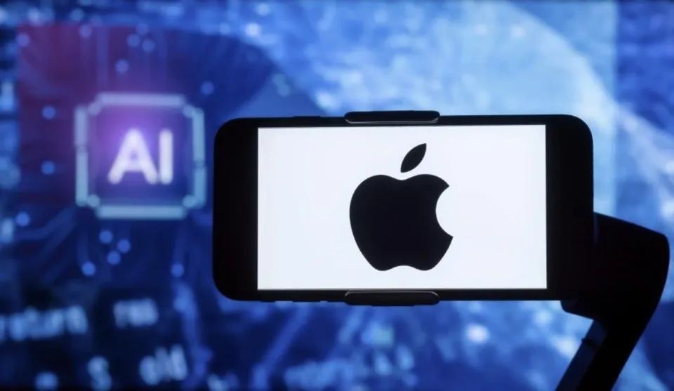 Siri免触控操作体验_WhatsApp_AI语音控制系统