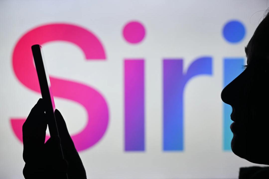 WhatsApp_Apple Intelligence Siri 重生计划_LLM Siri 架构