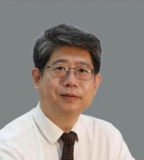 新闻传播专业人工智能教育转型_自动化新闻写作机器人_AI时代新闻传播人才培养策略