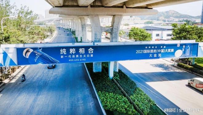 户外媒体广告位价钱_青岛重庆中路户外大牌广告_青岛李沧区户外广告位