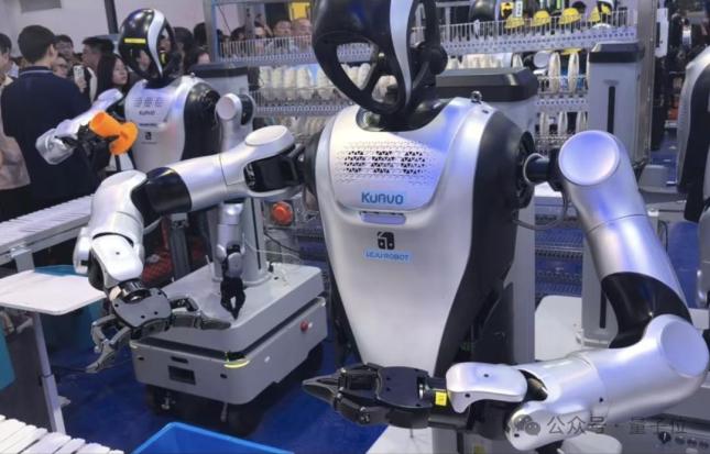 2025世界机器人大会_机器人全场景覆盖_自动提号机器人系统