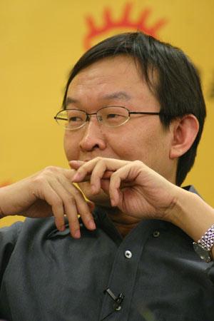 陈年聊游戏装备交易网站：干什么都有赚钱机会
